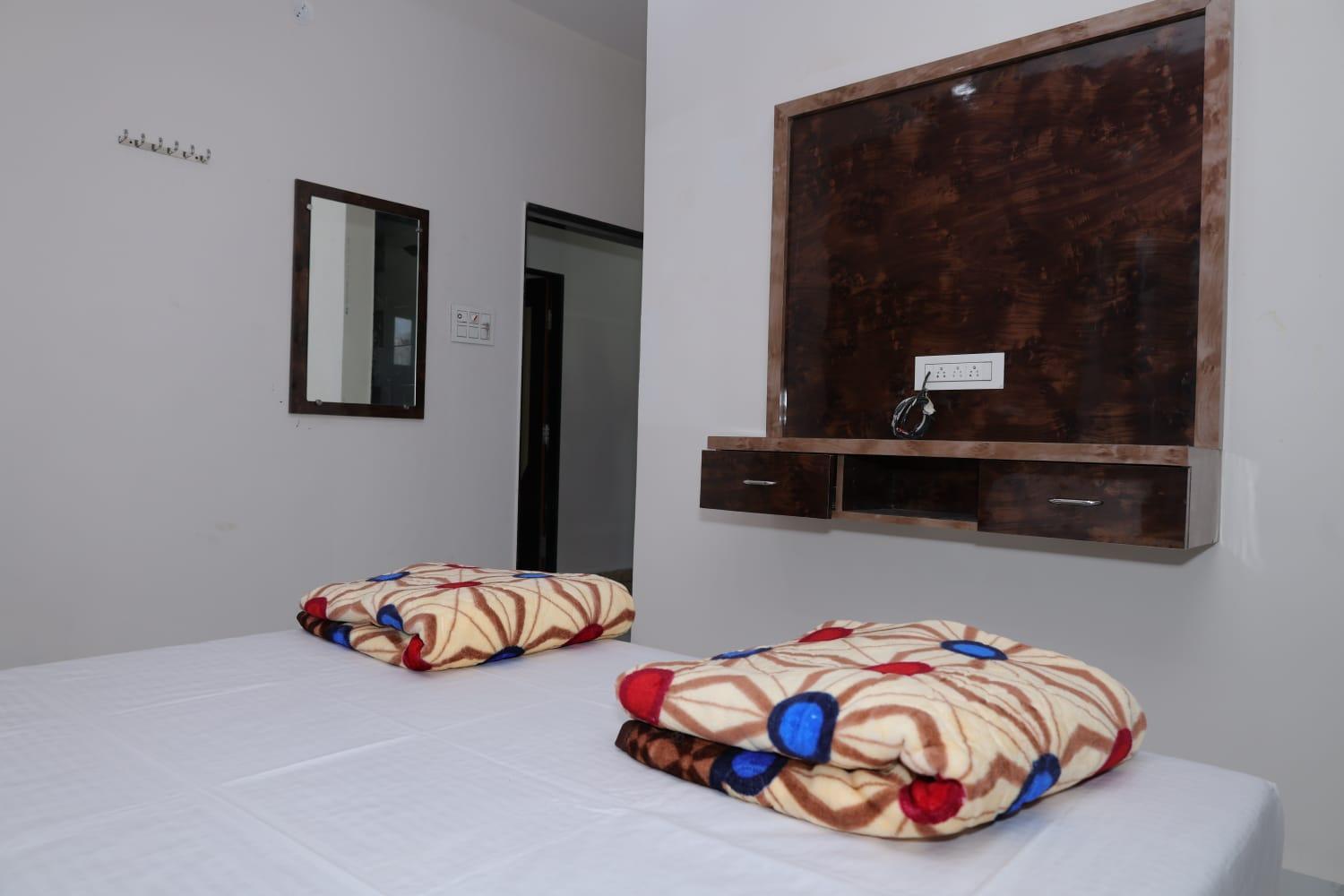 Shree Jyotirlinga Residency Hotel Ellora ภายนอก รูปภาพ